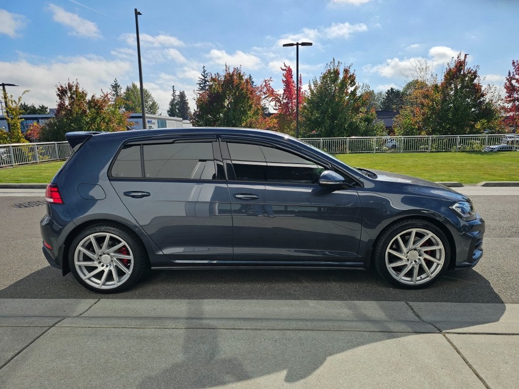 2018 Volkswagen Golf GTI Base