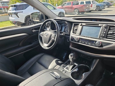 2019 Toyota Highlander Base