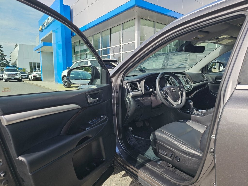 2019 Toyota Highlander Base