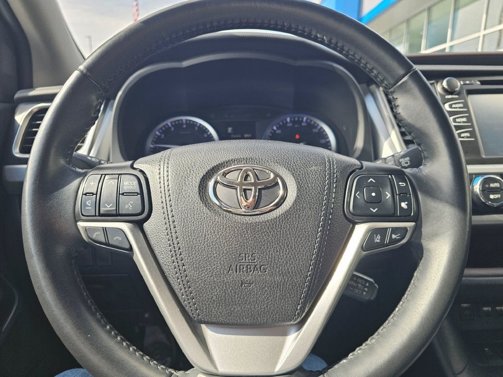 2019 Toyota Highlander Base