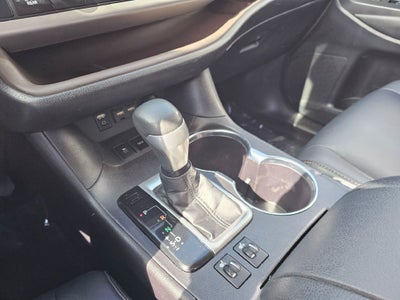 2019 Toyota Highlander Base