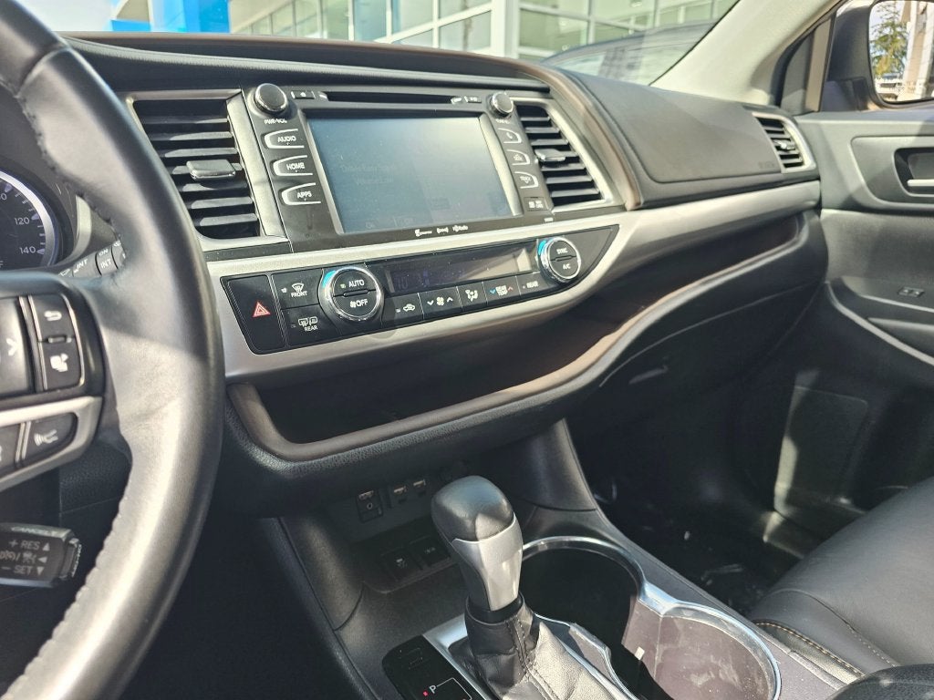 2019 Toyota Highlander Base