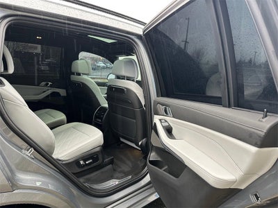 2023 BMW X7 Base