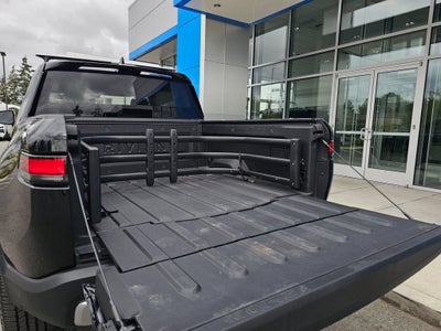2023 RIVIAN R1T Base
