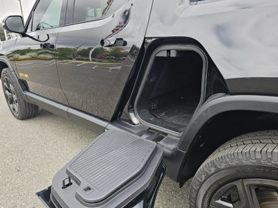 2023 RIVIAN R1T Base