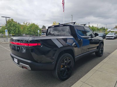 2023 RIVIAN R1T Base