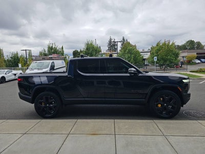 2023 RIVIAN R1T Base