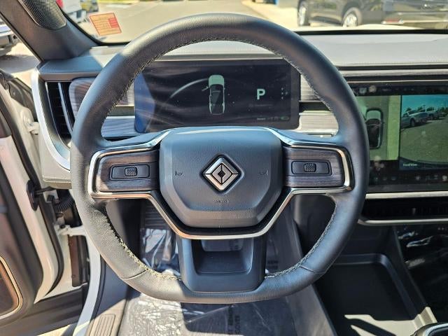 2025 RIVIAN R1S Adventure