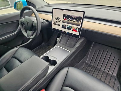 2022 Tesla Model Y Base