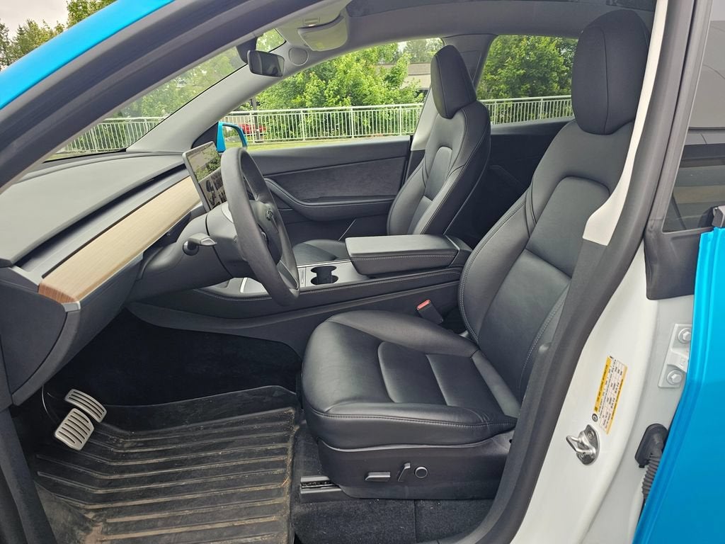 2022 Tesla Model Y Base