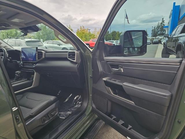 2023 Toyota Sequoia SR5