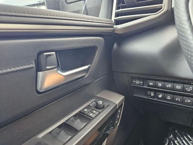 2023 Toyota Sequoia SR5