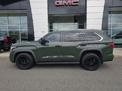 2023 Toyota Sequoia SR5