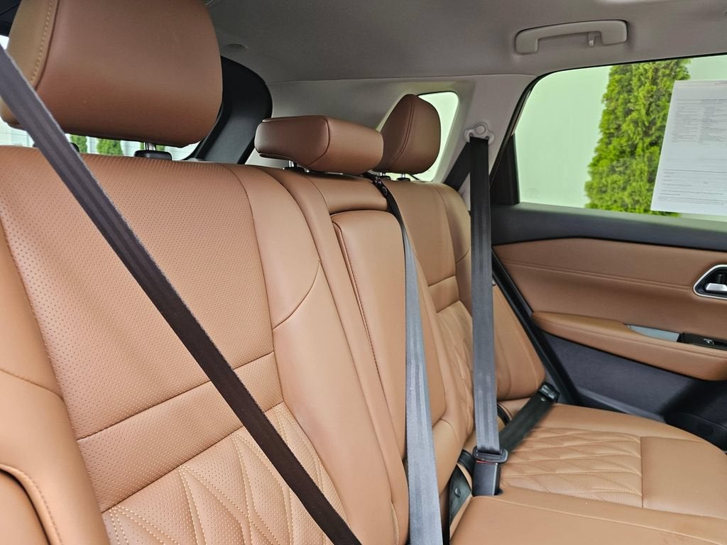 2024 Nissan Rogue Base