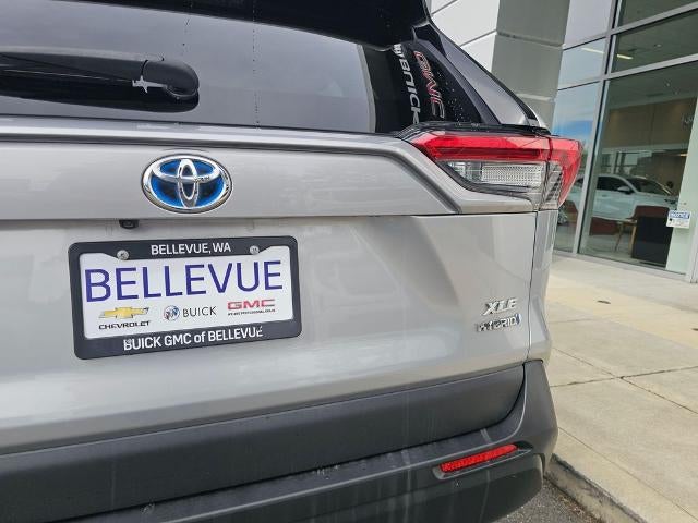 2020 Toyota RAV4 Hybrid XLE