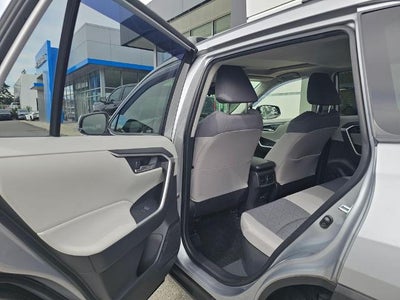 2020 Toyota RAV4 Hybrid XLE