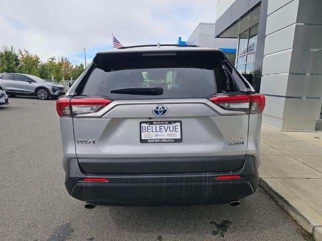 2020 Toyota RAV4 Hybrid XLE