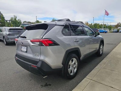 2020 Toyota RAV4 Hybrid XLE