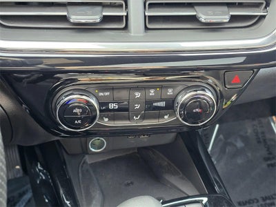 2025 Chevrolet Trax Base