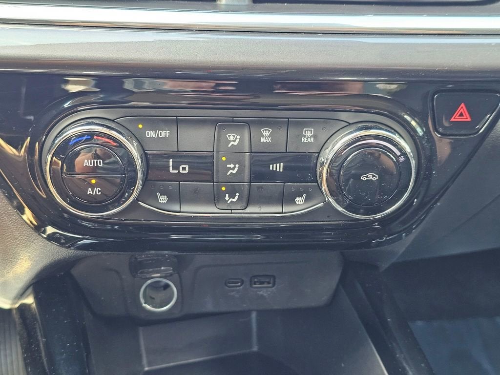 2025 Chevrolet Trax Base