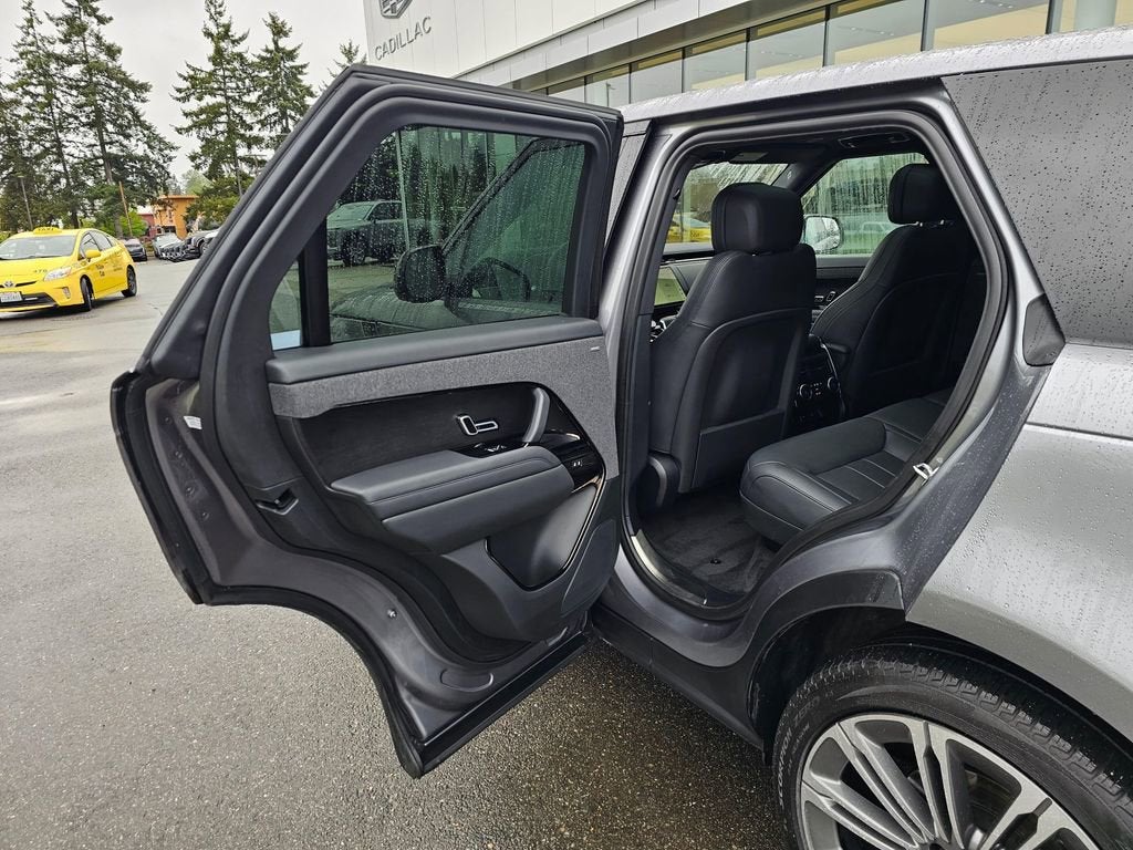 2023 Land Rover Range Rover Sport Base