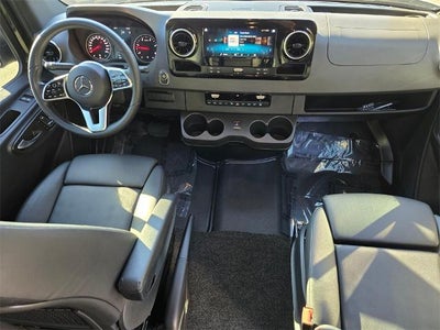 2022 Mercedes-Benz Sprinter Passenger Van Base