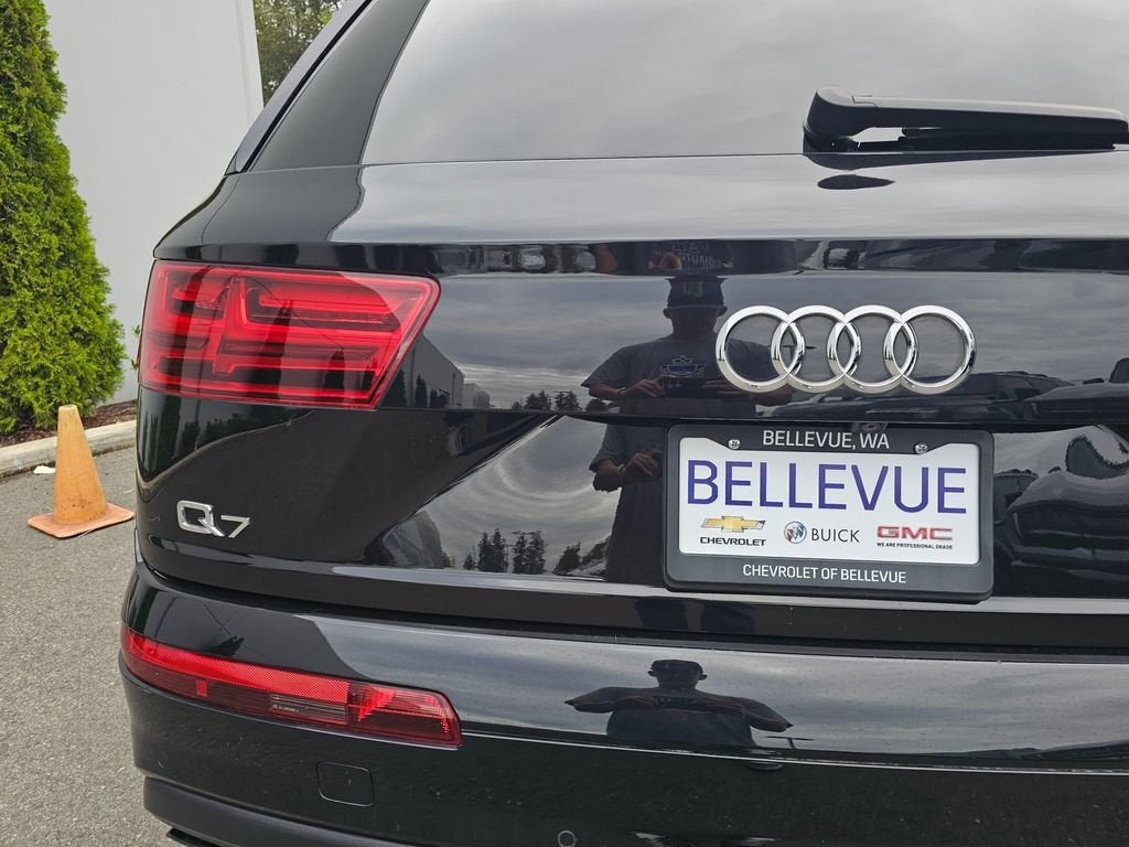 2019 Audi Q7 Base