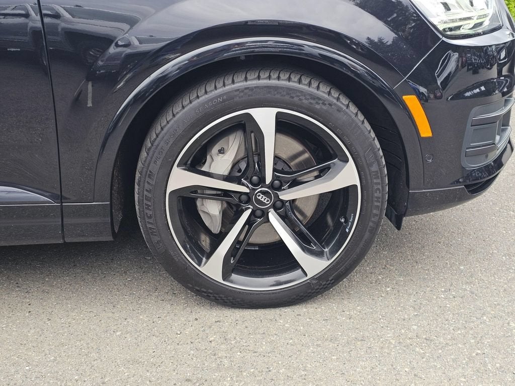 2019 Audi Q7 Base