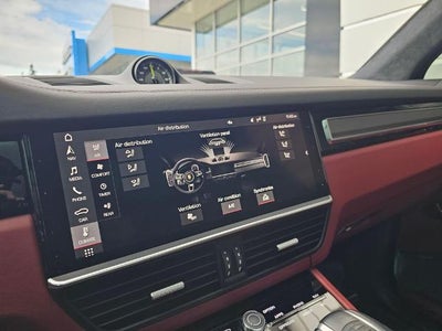 2021 Porsche Cayenne Turbo S E-Hybrid