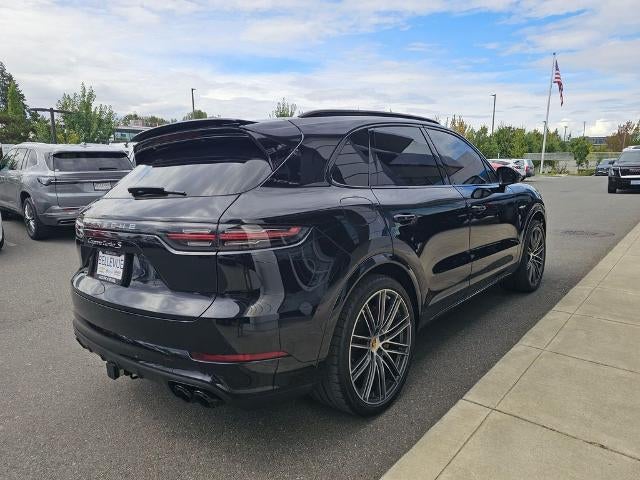 2021 Porsche Cayenne Turbo S E-Hybrid