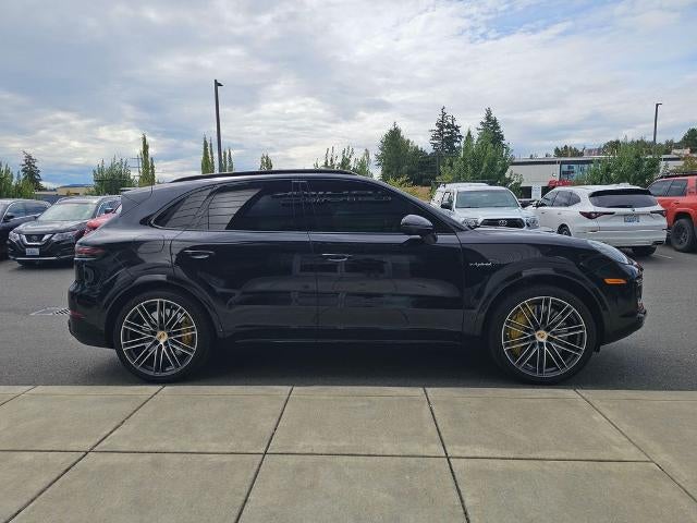2021 Porsche Cayenne Turbo S E-Hybrid