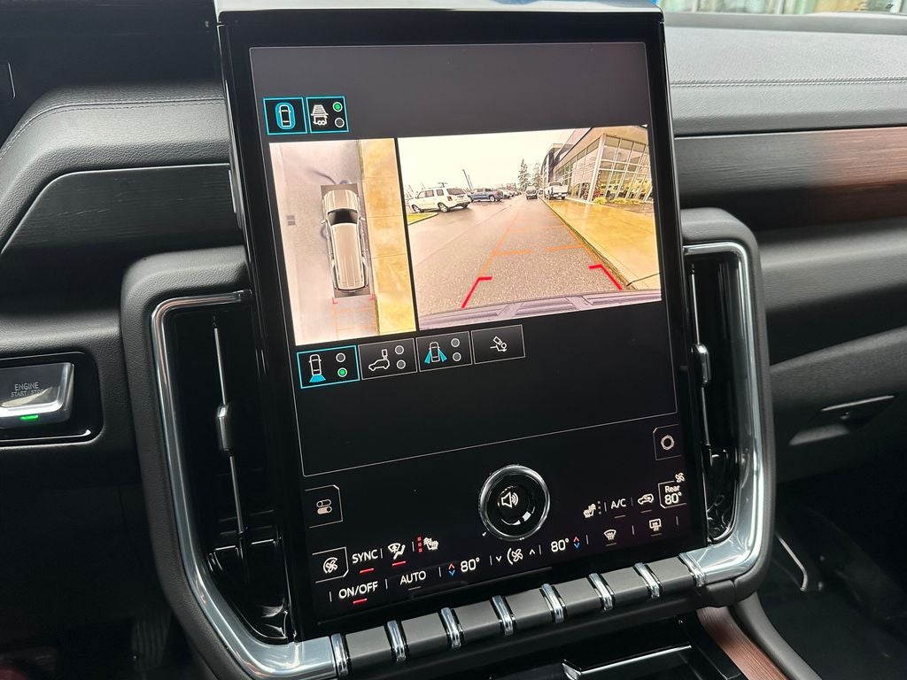 2025 GMC Yukon XL Denali Black / Black