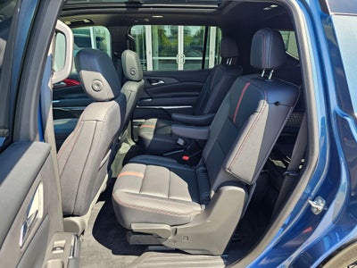 2025 Chevrolet Traverse RS