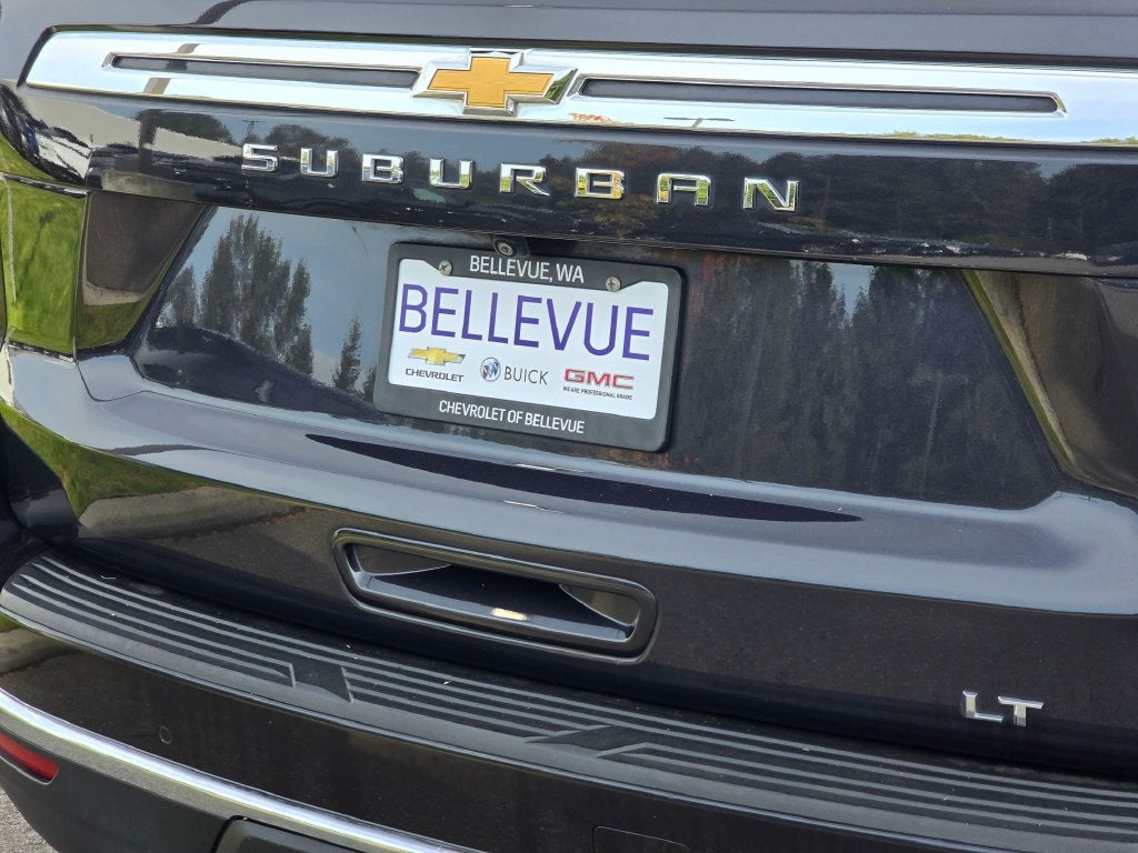 2022 Chevrolet Suburban LT