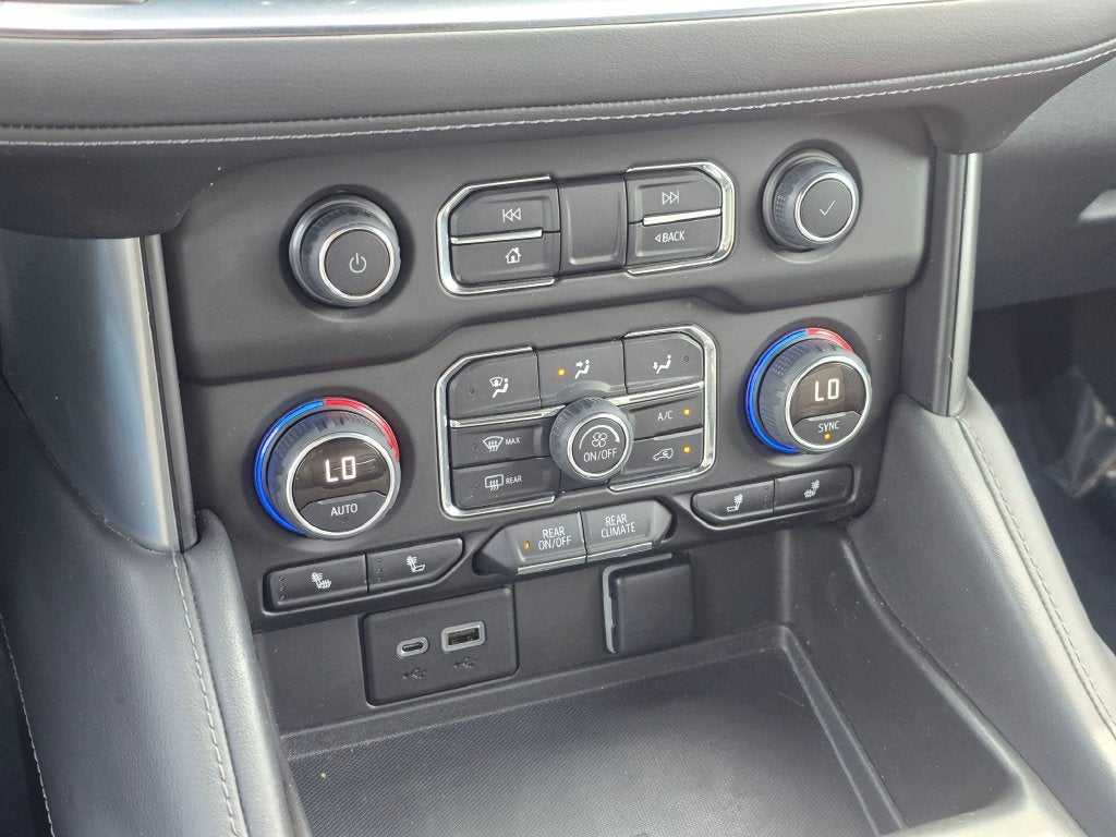 2022 Chevrolet Suburban LT