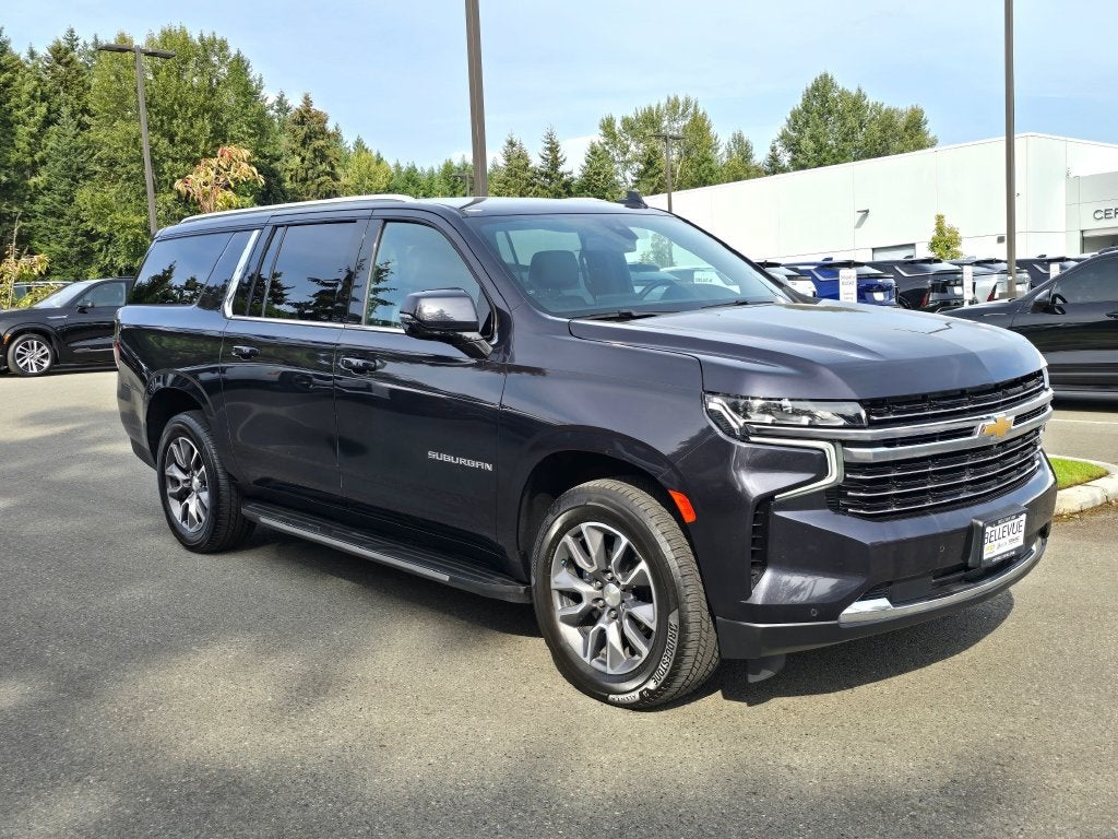 2022 Chevrolet Suburban LT