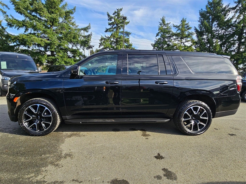 2021 Chevrolet Suburban RST