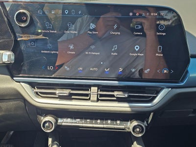 2024 Chevrolet Equinox EV LT