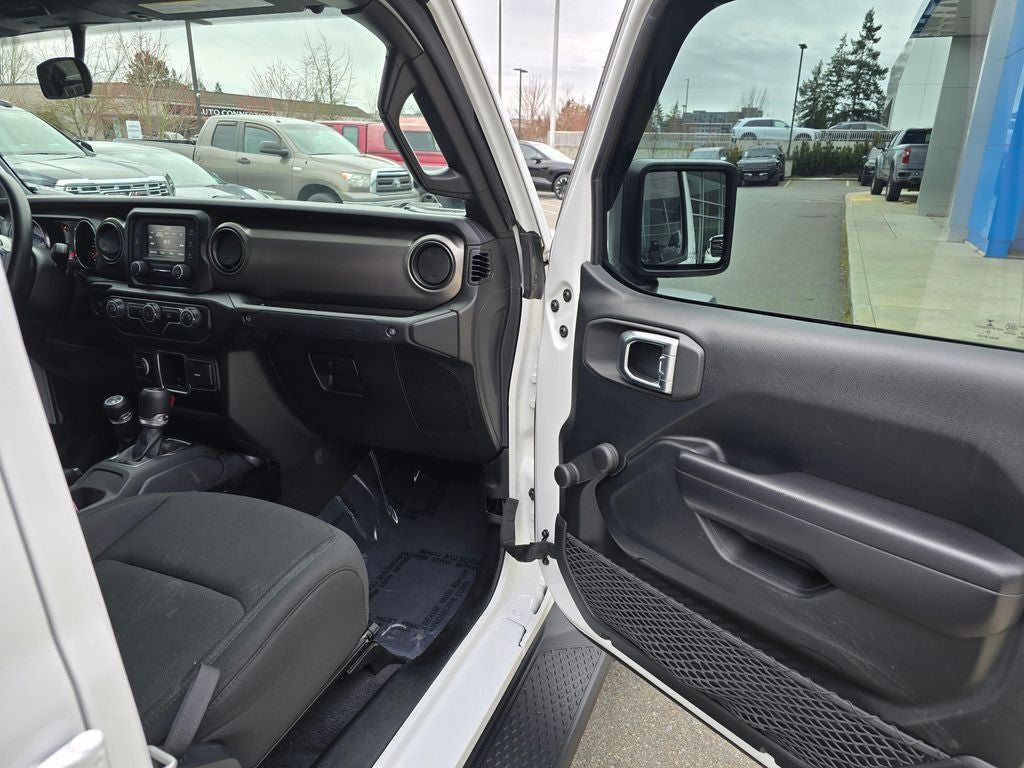 2021 Jeep Gladiator Sport