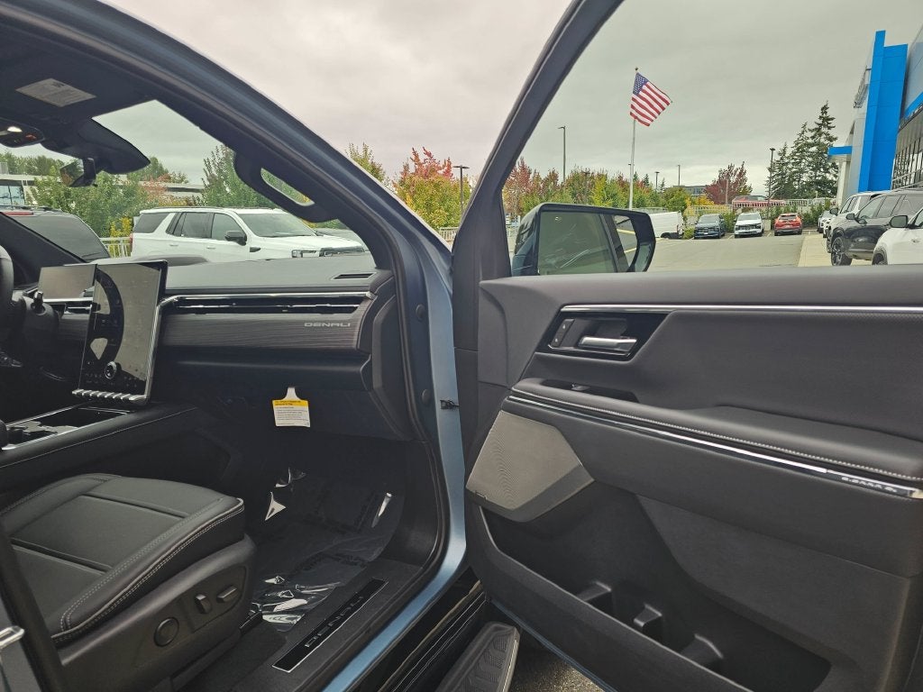 2025 GMC Sierra EV Denali