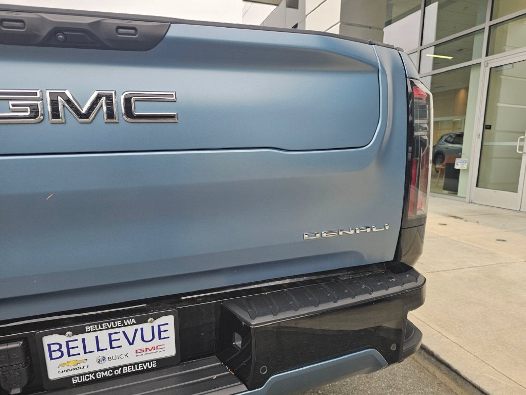 2025 GMC Sierra EV Denali