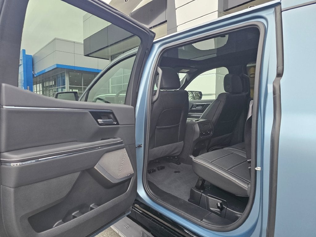 2025 GMC Sierra EV Denali