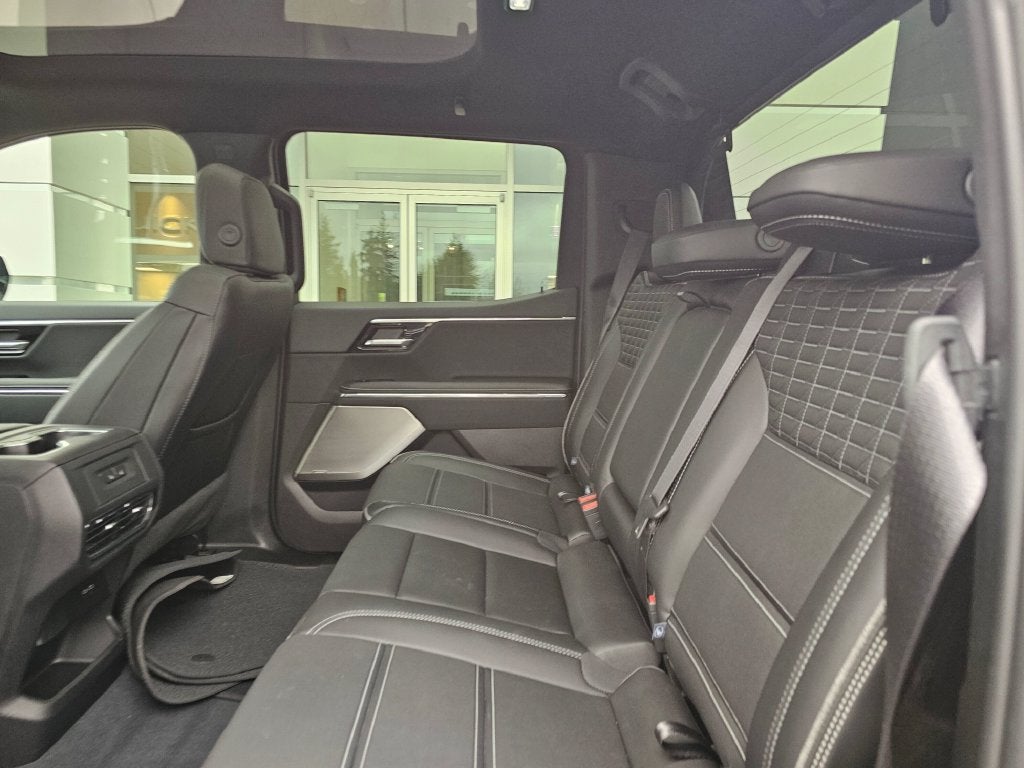 2025 GMC Sierra EV Denali