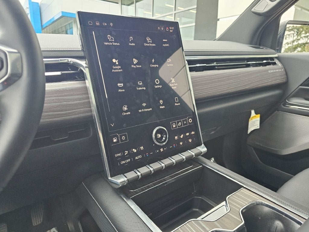 2025 GMC Sierra EV Denali