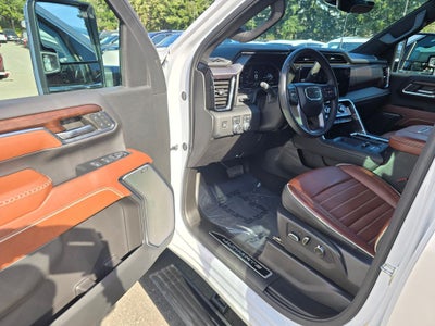 2024 GMC Sierra 3500HD Denali Ultimate