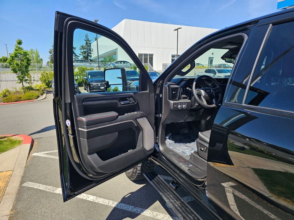 2025 GMC Sierra 2500HD AT4X