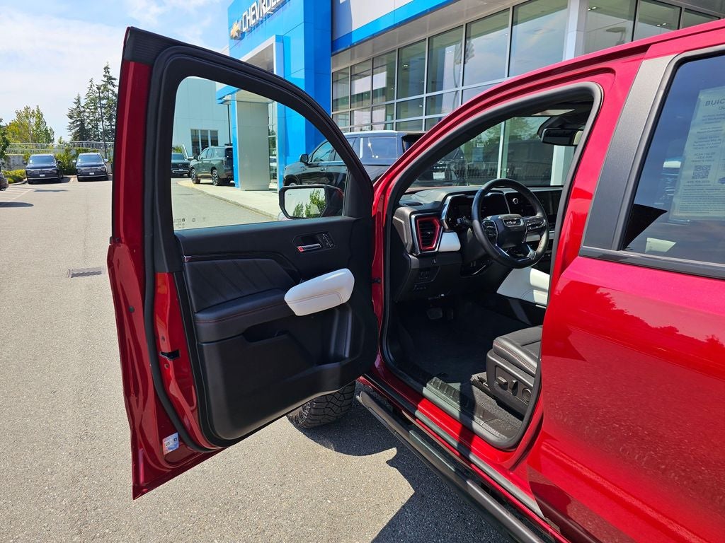 2023 GMC Canyon AT4X Edition 1