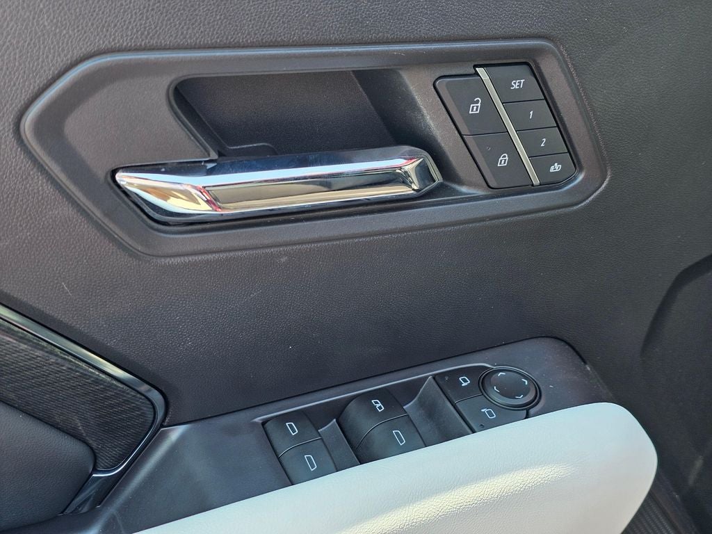 2023 GMC Canyon AT4X Edition 1