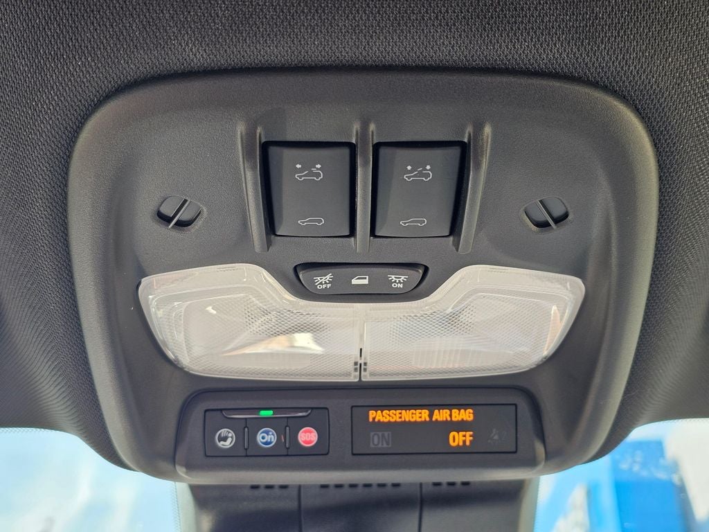 2023 GMC Canyon AT4X Edition 1