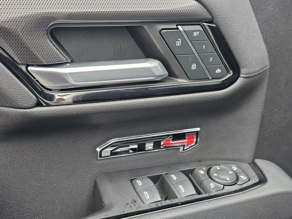 2023 GMC Sierra 1500 AT4 BLACK WIDOW EDITION